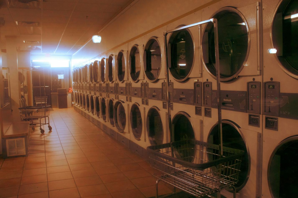 Commercial washer drum
